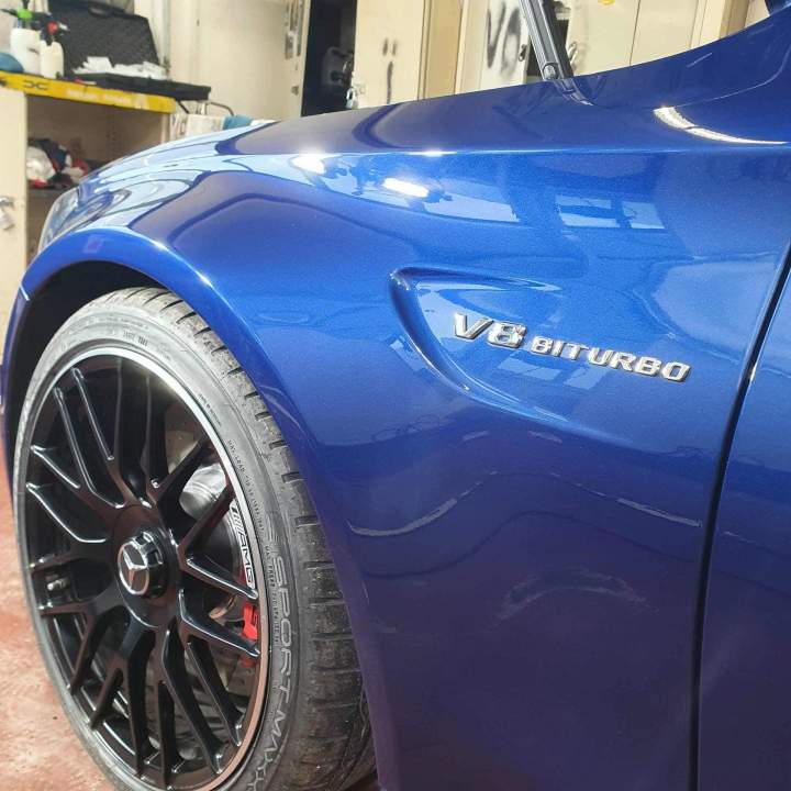 Débosselage sans peinture pour une carrosserie parfaite.